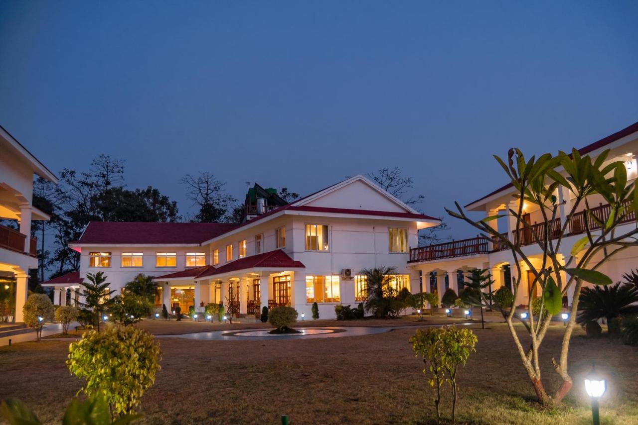 Hotel Earth Light Sauraha Chitwan Eksteriør bilde